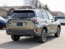 Subaru Forester Limited AWD 2026