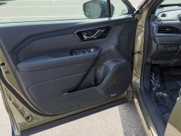 Subaru Forester Limited AWD 2026