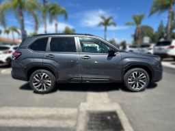 Subaru Forester Touring AWD 2026