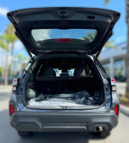 Subaru Forester Premium Hybrid AWD 2026