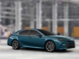 Toyota Camry XLE (Natl) 2026