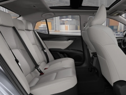 Toyota Camry XLE (Natl) 2026