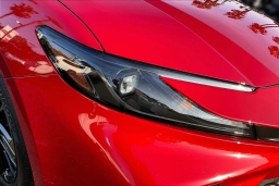 Toyota Camry SE (Natl) 2026