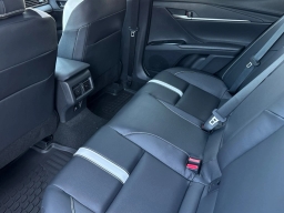 Toyota Camry Nightshade (Natl) 2026