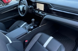 Toyota Camry Nightshade (Natl) 2026
