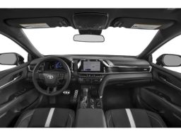 Toyota Camry SE (Natl) 2026