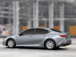 Toyota Camry LE (Natl) 2026