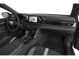 Toyota Camry SE (Natl) 2026