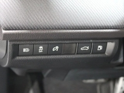 Toyota Camry SE (Natl) 2026