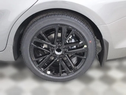 Toyota Camry SE (Natl) 2026