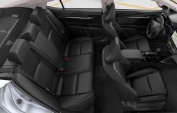 Toyota Camry XLE (Natl) 2026