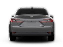 Toyota Camry XLE (Natl) 2026