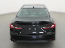 Toyota Camry SE (Natl) 2026