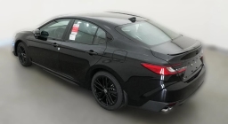 Toyota Camry SE (Natl) 2026