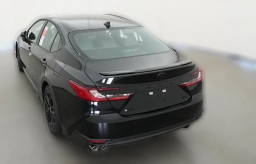 Toyota Camry SE (Natl) 2026