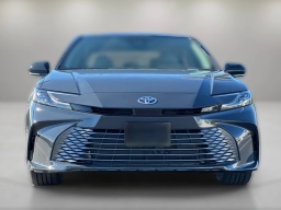 Toyota Camry XLE (Natl) 2026