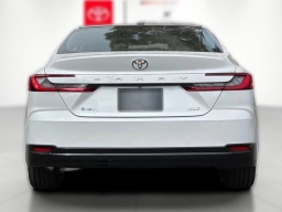 Toyota Camry XLE (Natl) 2026