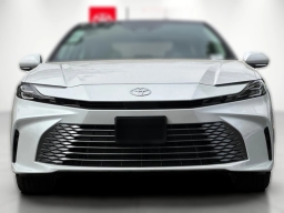 Toyota Camry XLE (Natl) 2026