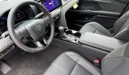 Toyota Camry XLE (Natl) 2026