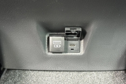 Toyota Camry XLE (Natl) 2026