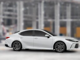 Toyota Camry XLE (Natl) 2026