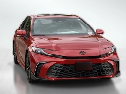 Toyota Camry SE (Natl) 2026