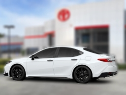 Toyota Camry SE (Natl) 2026