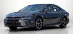 Toyota Camry XLE (Natl) 2026