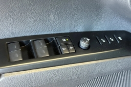 Toyota Camry XLE (Natl) 2026