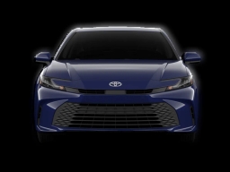 Toyota Camry LE (Natl) 2026