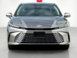 Toyota Camry XLE (Natl) 2026