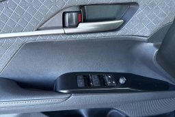 Toyota Camry XLE (Natl) 2026