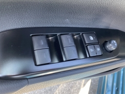 Toyota Camry SE (Natl) 2026