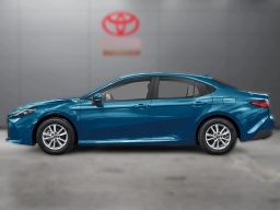 Toyota Camry XLE (Natl) 2026