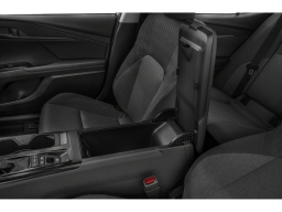 Toyota Camry XLE (Natl) 2026