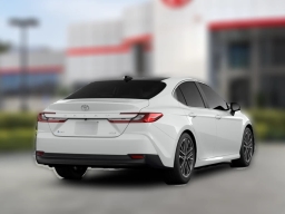 Toyota Camry XLE (Natl) 2026