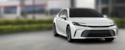 Toyota Camry XLE (Natl) 2026