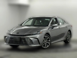 Toyota Camry XLE (Natl) 2026