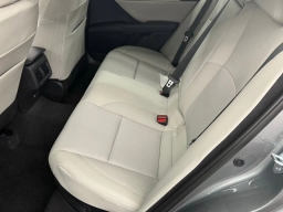 Toyota Camry XLE (Natl) 2026