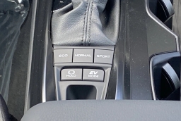 Toyota Camry LE (Natl) 2026