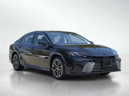 Toyota Camry XLE (Natl) 2026