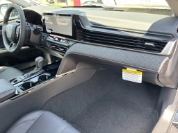 Toyota Camry XLE (Natl) 2026