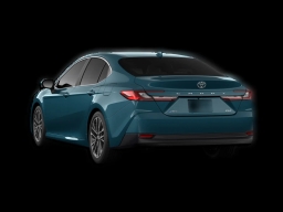 Toyota Camry XLE (Natl) 2026