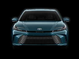 Toyota Camry XLE (Natl) 2026