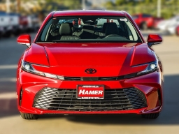 Toyota Camry LE (Natl) 2026