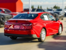 Toyota Camry LE (Natl) 2026