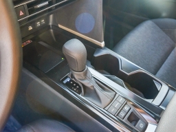 Toyota Camry LE (Natl) 2026