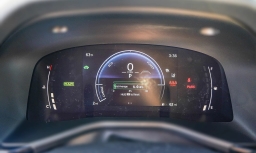 Toyota Camry LE (Natl) 2026