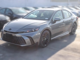 Toyota Camry SE (Natl) 2026