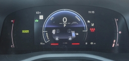 Toyota Camry SE (Natl) 2026